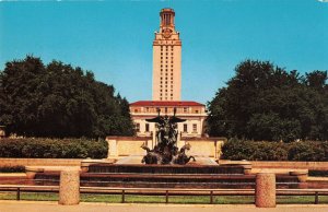 Littlefield Memorial Fountain UT Austin, Texas Postcard 10c1-516 