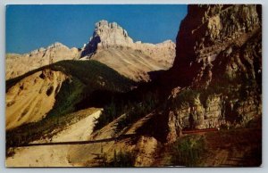 Vintage Postcard - Banff National Park  Canada