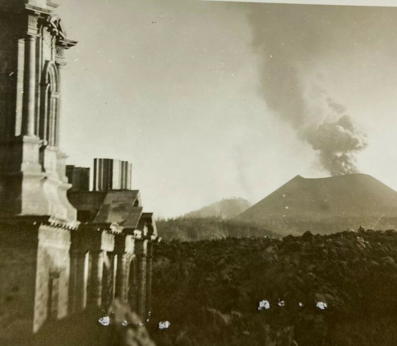 RPPC Volcano City Mexico Paricutin Michoacan Building Eruption Postcard