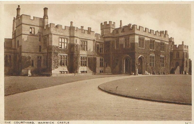 Warwickshire Postcard - The Courtyard - Warwick Castle  2737