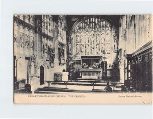 Postcard The Chancel, Stratford-On-Avon Church, Stratford-On-Avon, England