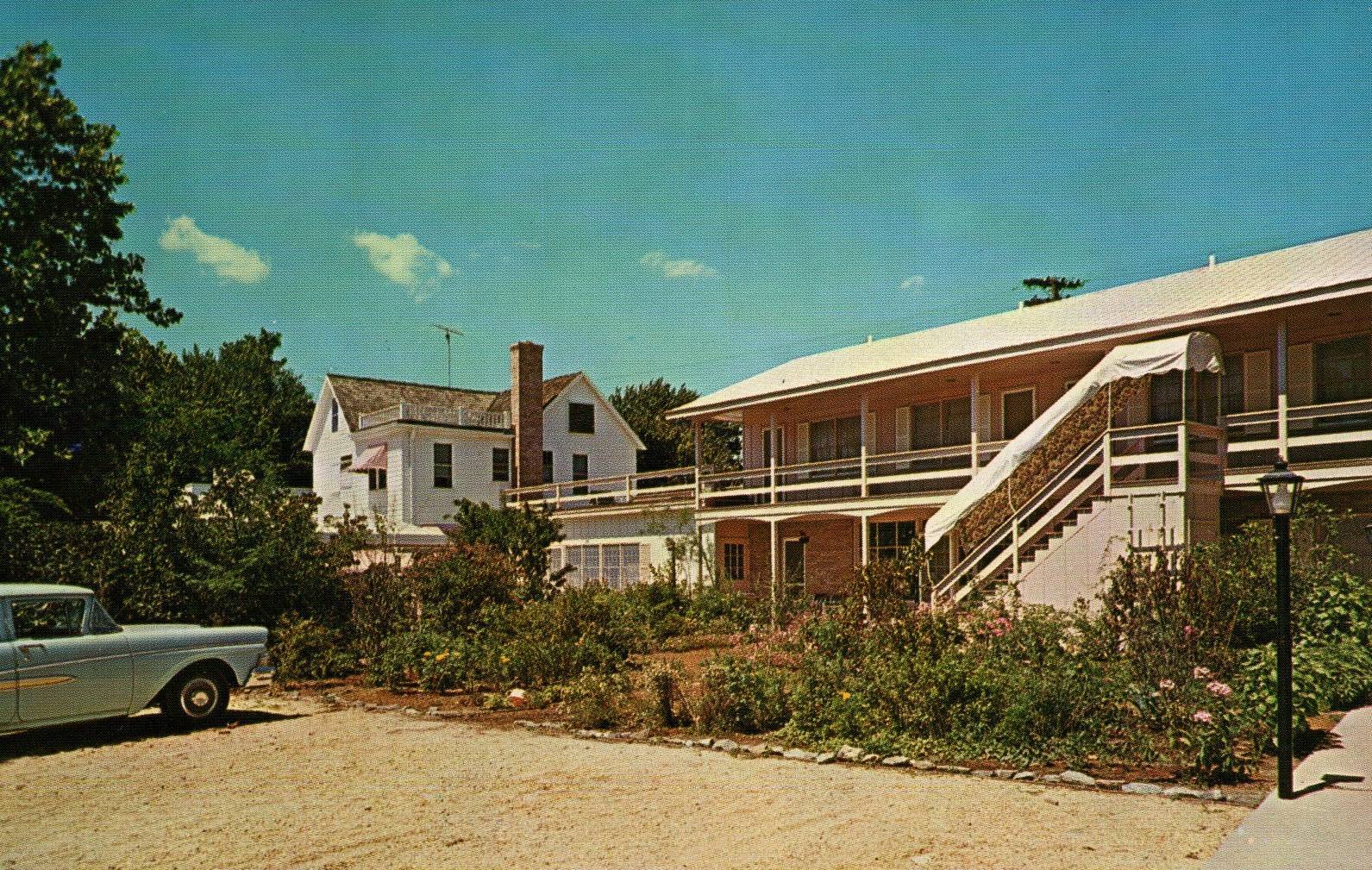 Rehoboth Beach, Delaware The Dinner Bell Inn Motel in the 1950s
