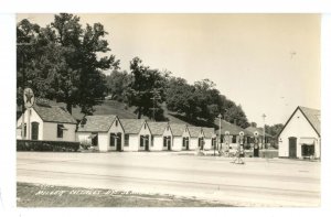 MO - Hannibal. Miller Cottages & Texaco Gas Station  RPPC