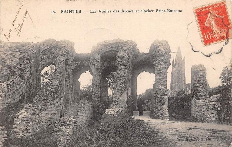 BF4142 saintes les voutes des arens et clocher sa france