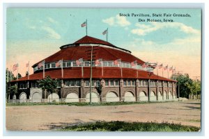 c1930s Stock Pavilion, State Fair Grounds, Des Moines Iowa IA Postcard