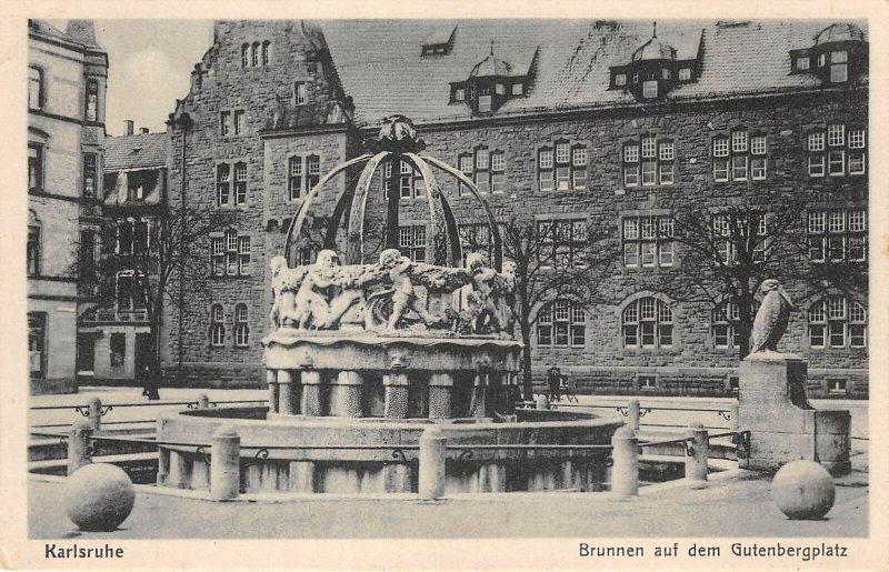 Lot356 karlsruhe  brunnen auf dem gutenbergplatz germany