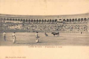 Corrida de Toros - Preparandose a matar Bullfighters Spain 1904 Vintage Postcard