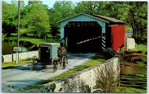 Postcard - Paradise Bridge & Amish Carriage, Pennsylvania, USA