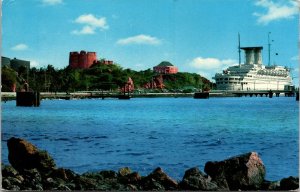 Modern Cruise Ship Caracas Bay Historic Fort Beekenburg Postcard PM Cancel WOB 