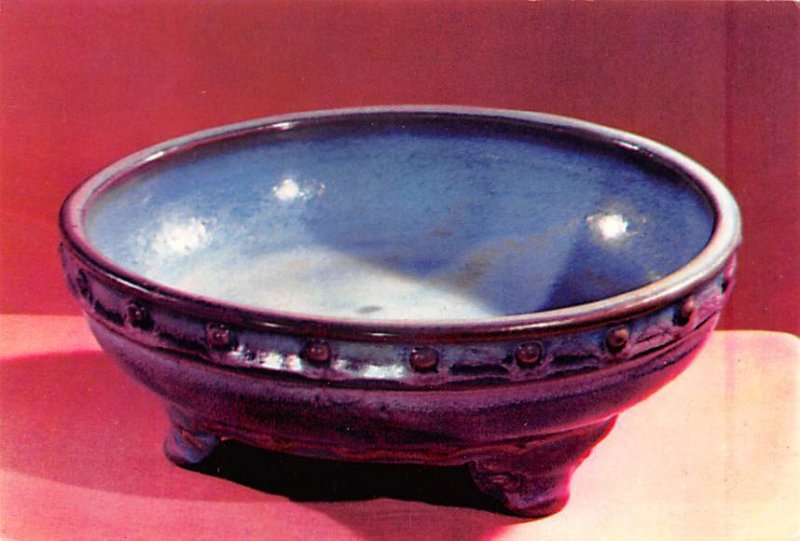 Drum shaped basin on three legs, Chun ware China, People's Republic of China ...