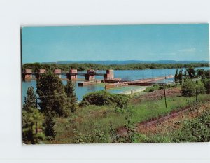 Postcard U. S. Government Dam And Lock The Mississippi