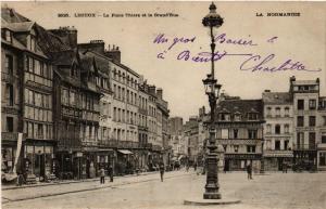 CPA LISIEUX - La Place Thiers et la Grande Rue (476064)