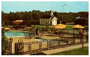 Georgia   Forsyth , Holiday Inn , Poolside