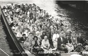 Copenhagen Denmark ~ Havne og Kanalrundfart København 1958 Group ~ RPPC Postcard