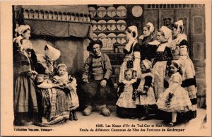 France Les Noces d'Or du Tad-Coz Traditional Clothing Postcard C002