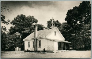 QUAKERTOWN NJ SCENE VINTAGE REAL PHOTO POSTCARD RPPC