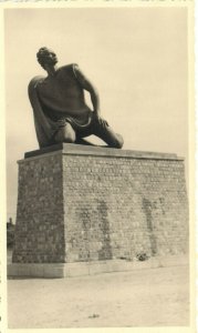 PC BELGIUM, WILLEBROEK, GRAND STATUE, Vintage REAL PHOTO Postcard (b30086)