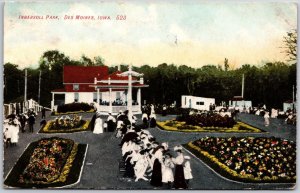 Ingersoll Parc Des Moines Iowa IA Landscape Flower Gardens Building Postcard