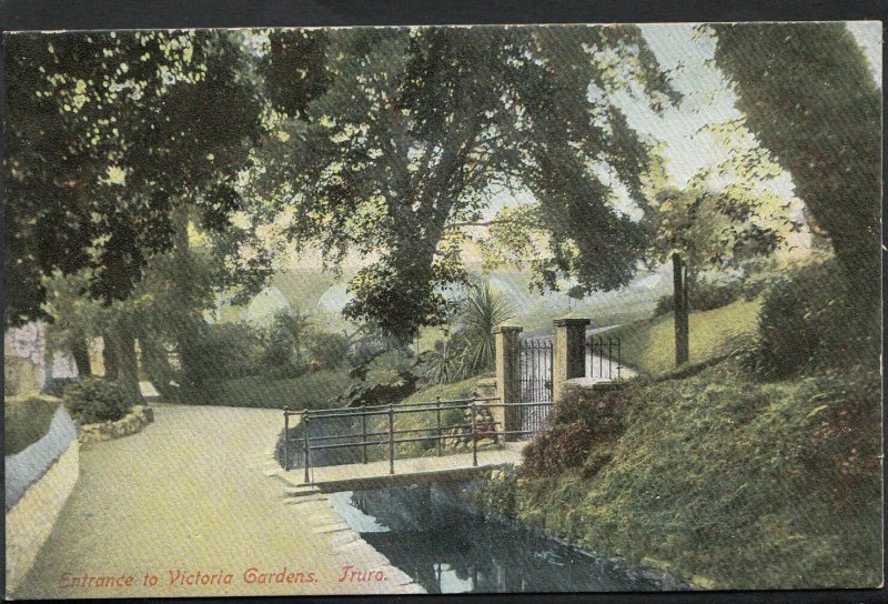 Cornwall Postcard - Entrance To Victoria Gardens, Truro  U1157