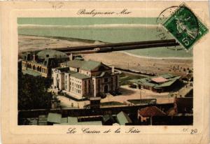 CPA BOULOGNE-sur-MER Le Casino et la Jetée (405840)