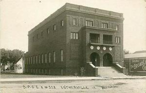 IA, Estherville, Iowa, B.P.O.E #528, L.L. Cook No. 861, RPPC