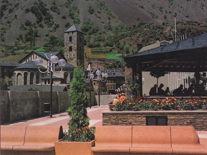 Postal 61239 : Andorra. Pla? Nova d Andorra la Vella