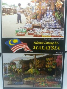 Vintage Postcard Selamat Datang Ke Malaysia Handicraft & Fruit Stalls Posted1990