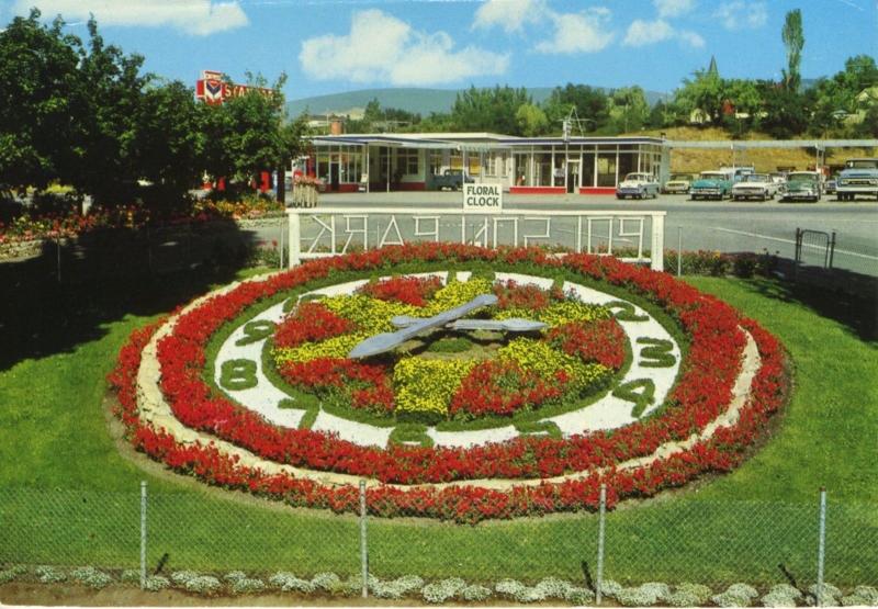 Vernon BC Floral Clock Polson Park Standard Oil Sign Cars Vintage Postcard D20