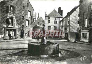 Postcard Modern Besse Puy de Dome in Chandesse Place du Marche Renaissance fo...