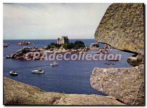 Modern Postcard The Cote de Granit Rose Le Chateau De Costaeres