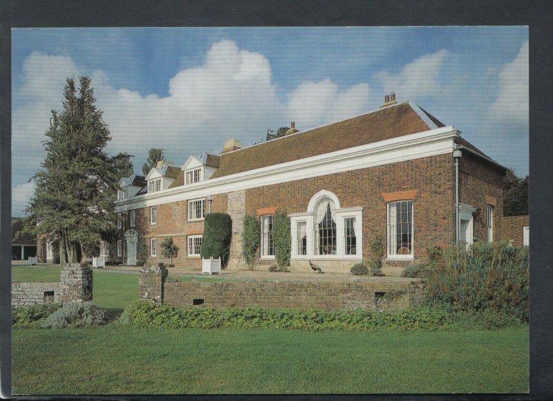 Sussex Postcard - Bentley Wildfowl and Motor Museum, Halland    RR7081