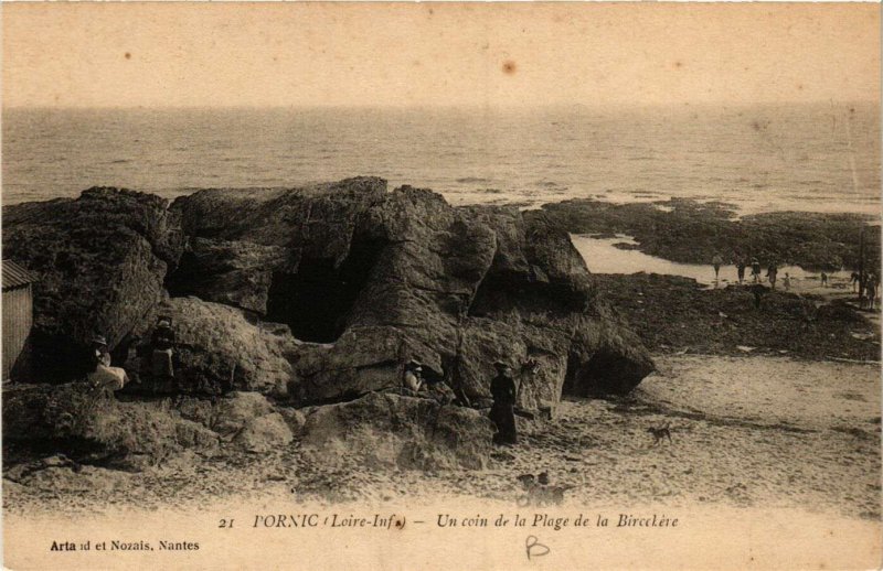 CPA PORNIC - Un coin de la Plage de la Birechere (654013)