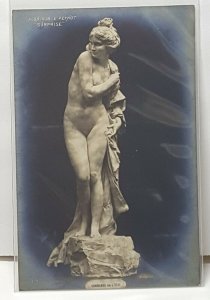 Paris Sculpture Vintage Postcard