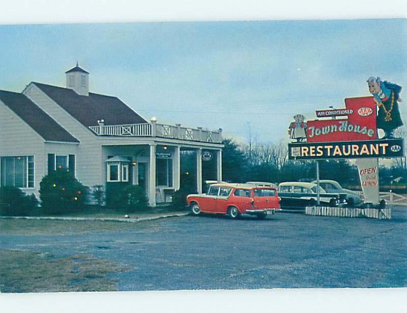 1950's OLD CARS & AMYX'S TOWN HOUSE RESTAURANT Allendale SC ho4483