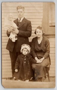 RPPC Sweet Young Family Father Mother Cute Daughter and Baby Postcard H23