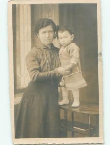 Old rppc GROUP OF PEOPLE Great Postcard AB1548