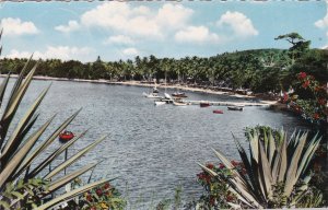 RP: MARTINIQUE - Pier & Beach , Anse Mittan Inn, 1963