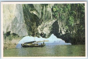 c1970s Quang Ninh, Vietnam Hang Luon Cave, Pham Tue Art Tien Hanoi Postcard A225