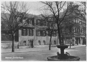 US4331 Germany Schillerhaus Weimar Fountain Brunnen Postcard