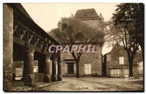 Domme - The Hotel of the Governor and the curious Halle - Old Postcard