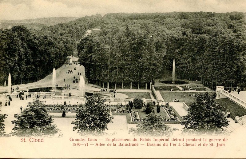 France - St Cloud. Grandes Eaux