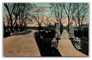 Drive and Swinging Bridge Ellis Park Cedar Rapids Iowa IA UNP DB Postcard Y4