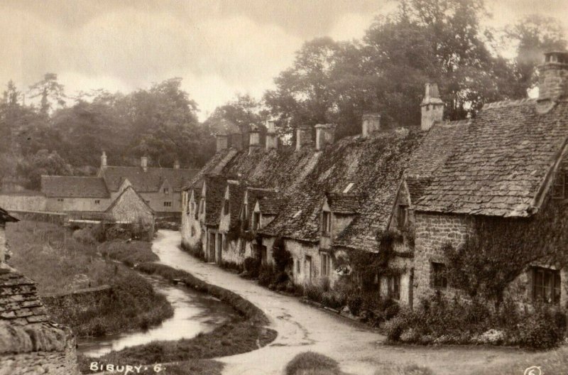 C. 1910 RPPC Bibury, Gloucestershire, UK Postcards P177