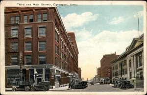 Davenport Iowa Third and Main Streets Bengston, Bank c1900-20s Vintage Postcard