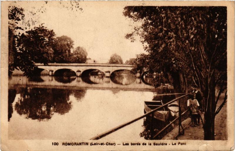 CPA Romorantin (Loir et Cher) - Les bords de la Sauldre - Le Pont (740919)