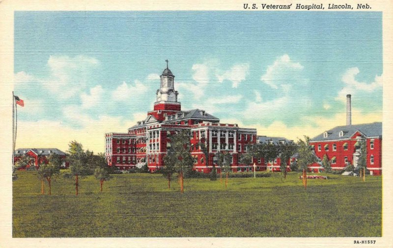 LINCOLN, Nebraska NE   VETERANS HOSPITAL  c1940's Curteich Linen Postcard