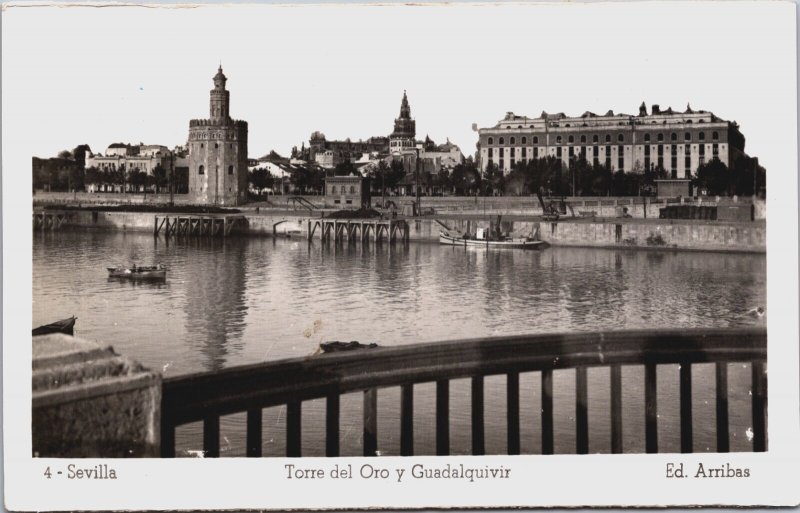 Spain Sevilla Torre del Oro y Guadalquivir Seville RPPC C102