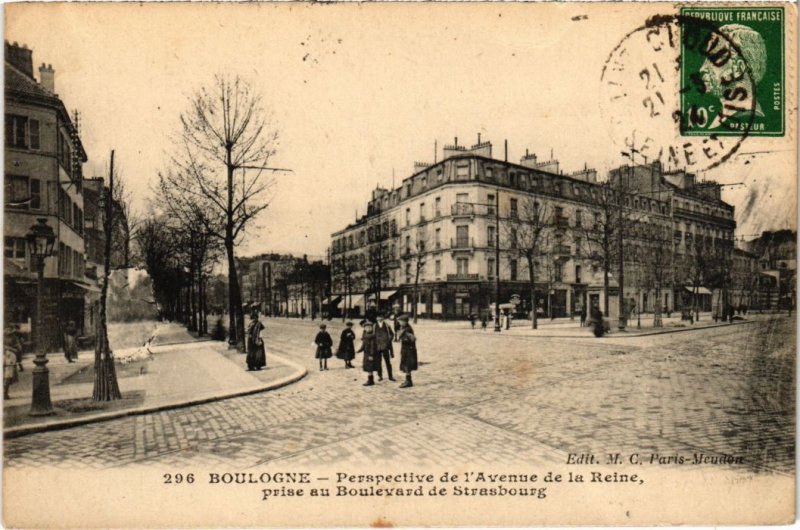 CPA BOULOGNE-BILLANCOURT Avenue de la Reine prise au Blvb. Strasbourg (1322905)