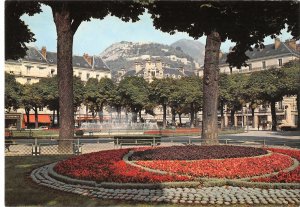 B108606 France Grenoble Place Victor Hugo, Bastille Mont Rachais real photo uk