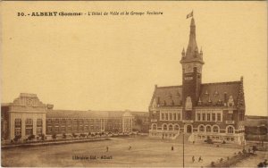 CPA ALBERT Hotel de Ville Groupe Scolaire (18661)
